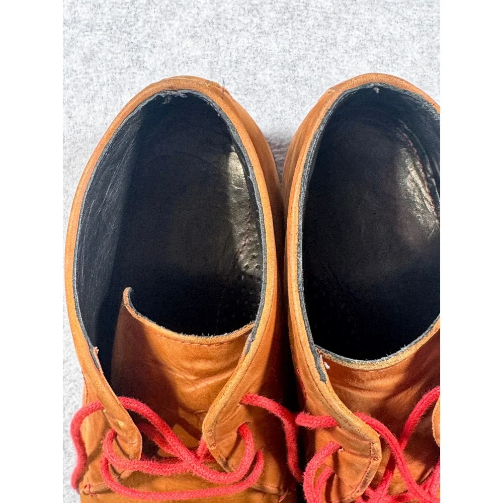 Donald J Pliner Mens Tan Suede Chukka Boots Red Sole Lace Up Ankle Boots